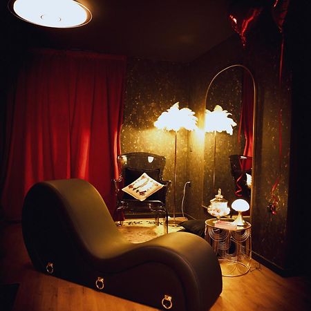 Love Room Casa Amore พุราเดส์ ภายนอก รูปภาพ