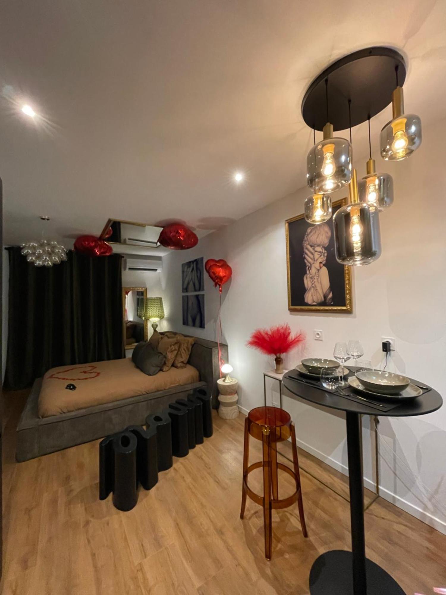Love Room Casa Amore พุราเดส์ ภายนอก รูปภาพ